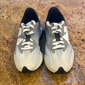 Figs New Balance 327 Blue Gray White Sneakers Unisex sizing US 5.5 W 7, EU 38